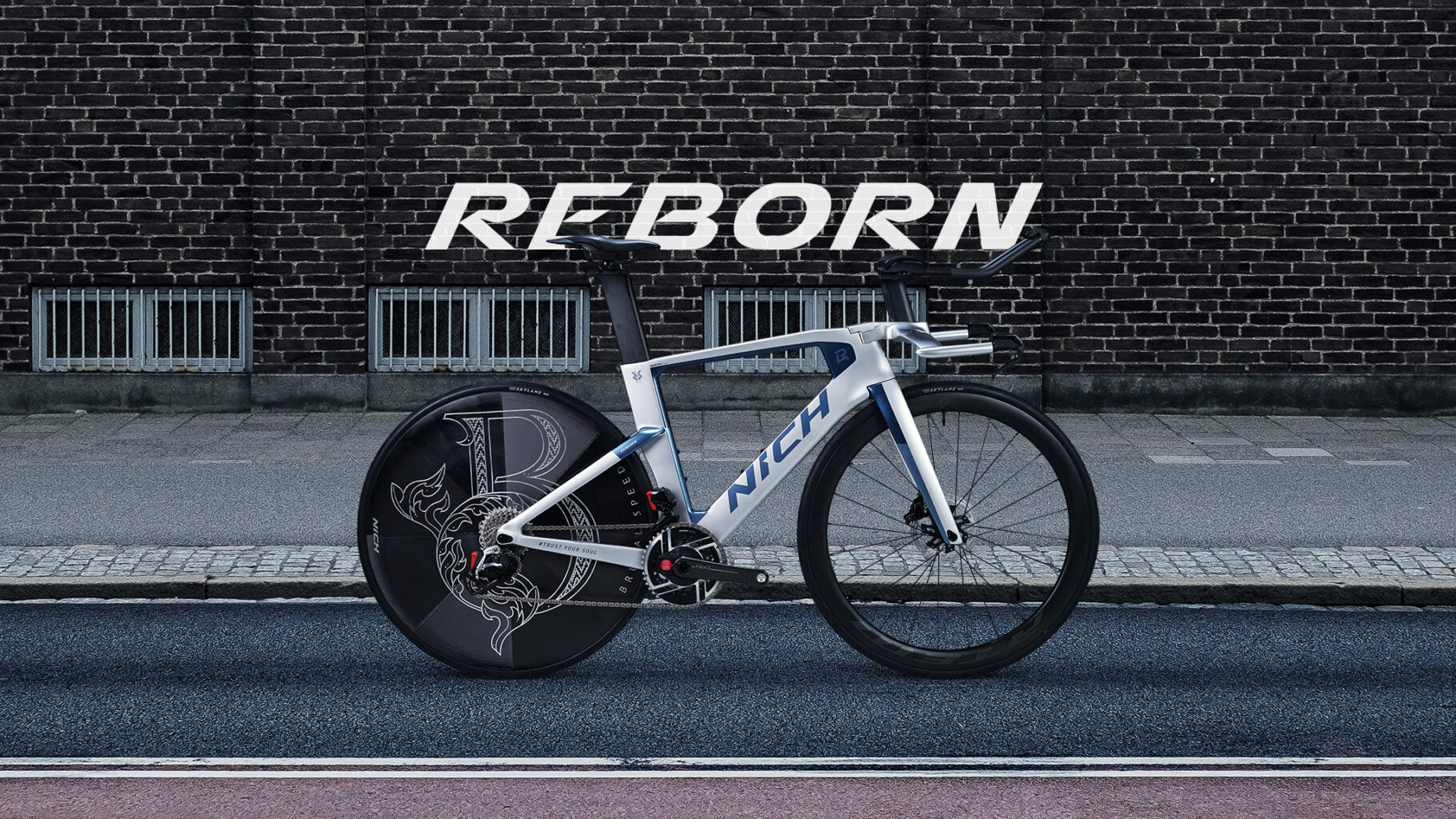 Nich Reborn time trial bike